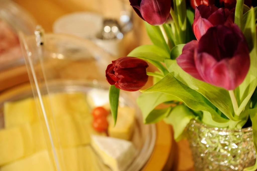 Haus Kueng Bed and Breakfast Zürs Εξωτερικό φωτογραφία